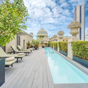 https://casagrand-luxury-suites.topbarcelonahotels.com